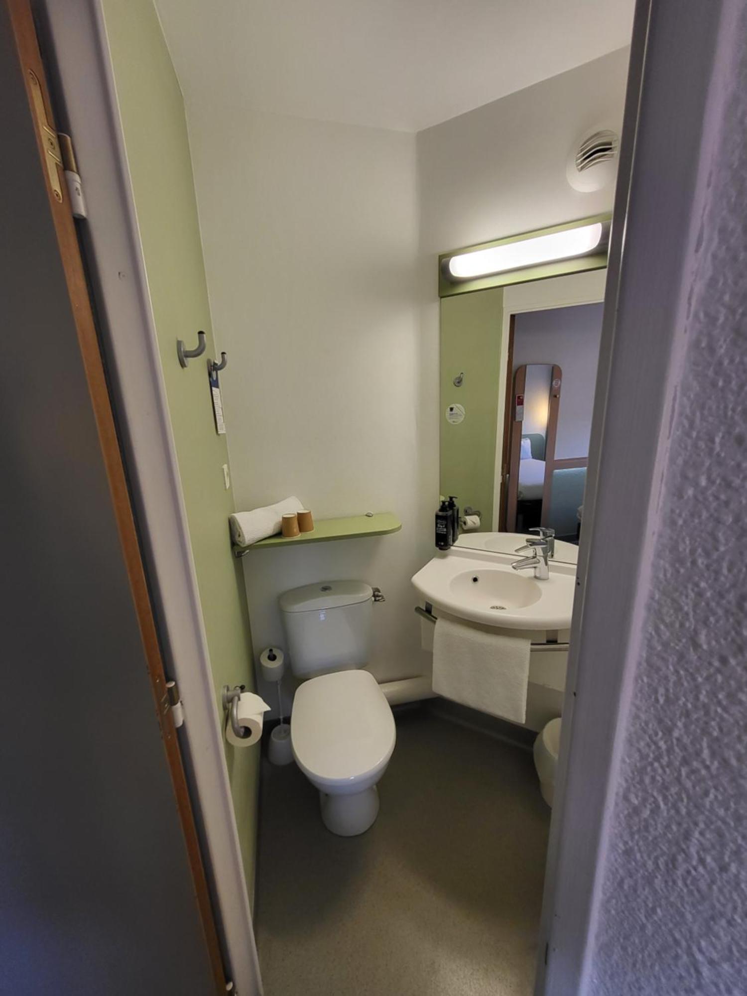 Ibis Budget Marseille Valentine Exterior photo
