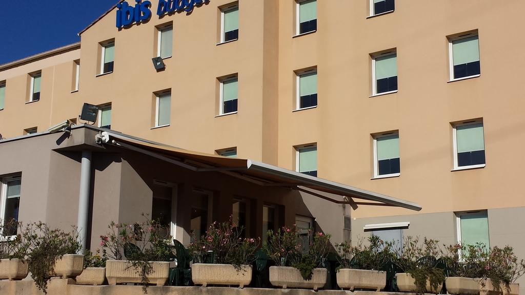 Ibis Budget Marseille Valentine Exterior photo